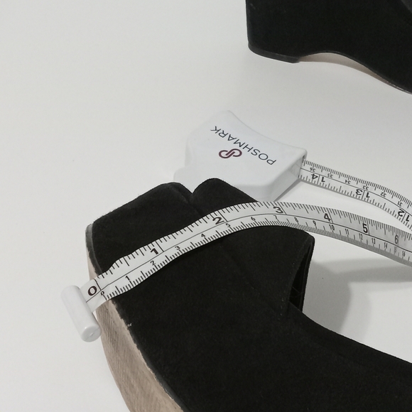 Michael Kors Black Platform Wedge Sandal Size 7 - Picture 11 of 11